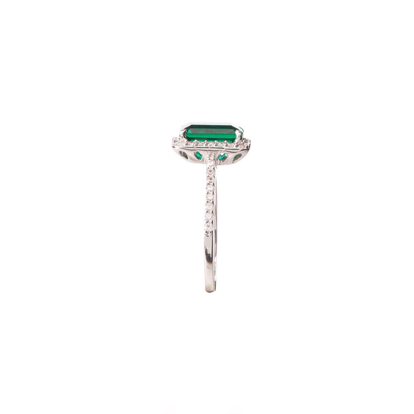 Chic Ad Hoc Anello solitario verde smeraldo pietra centrale