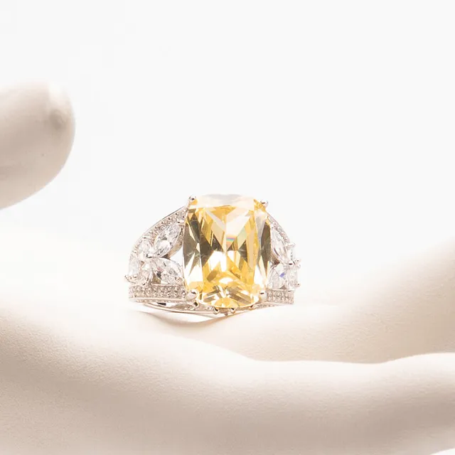 Chic Ad Hoc Anelli Anello Pietra Gialla Canary Zirconi
