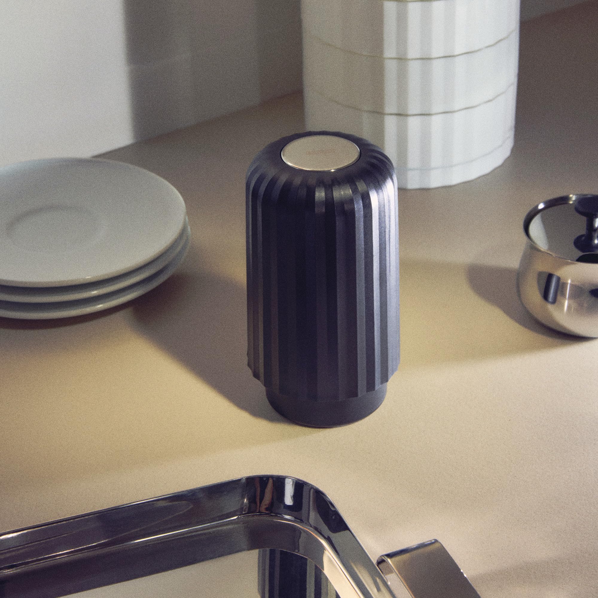 Alessi Plissé MDL20 B Svuotacapsule Nero 8,3 cm Resina