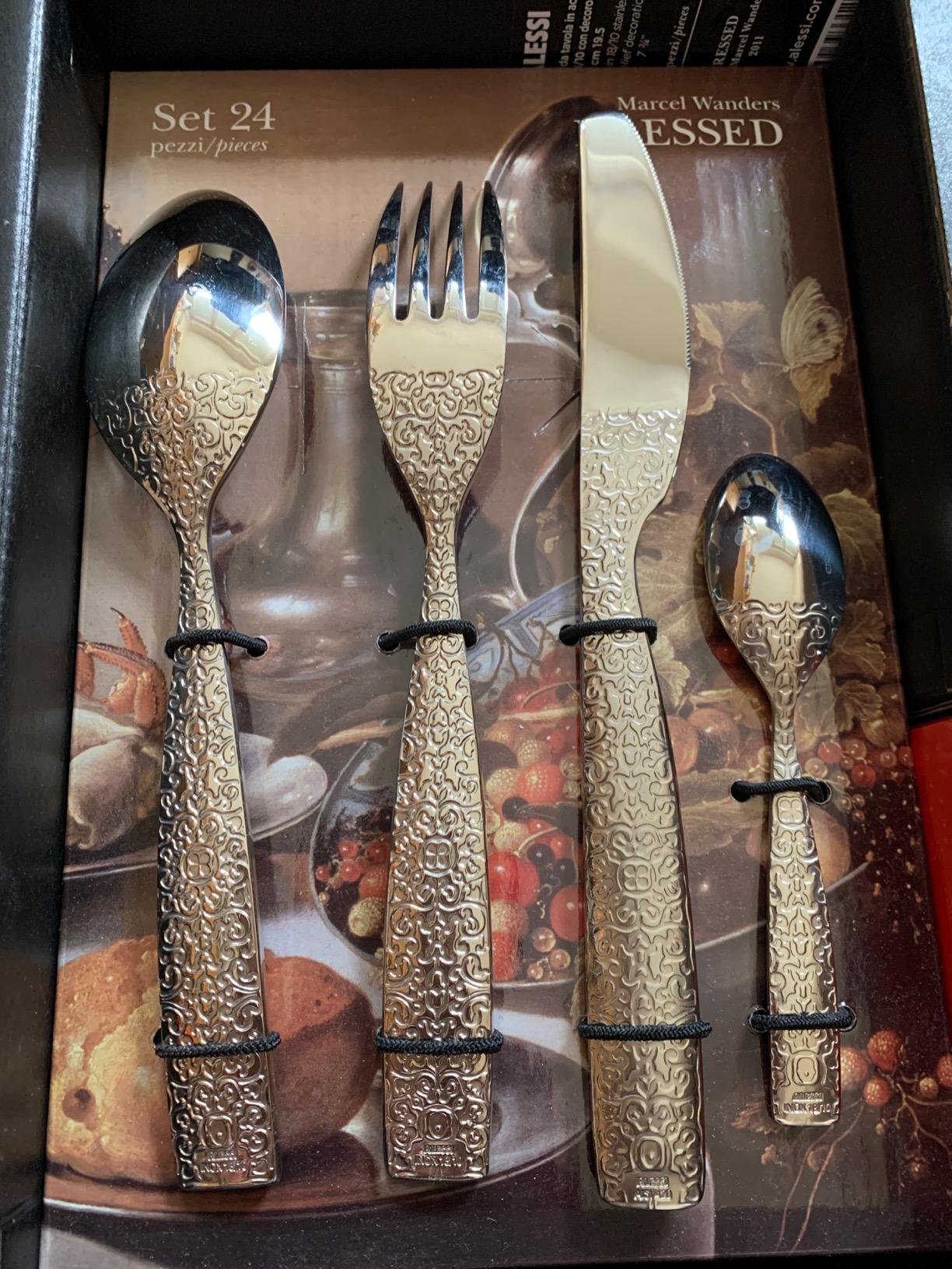 Alessi Dressed MW03S24 Servizio Posate 24 Pezzi Acciaio