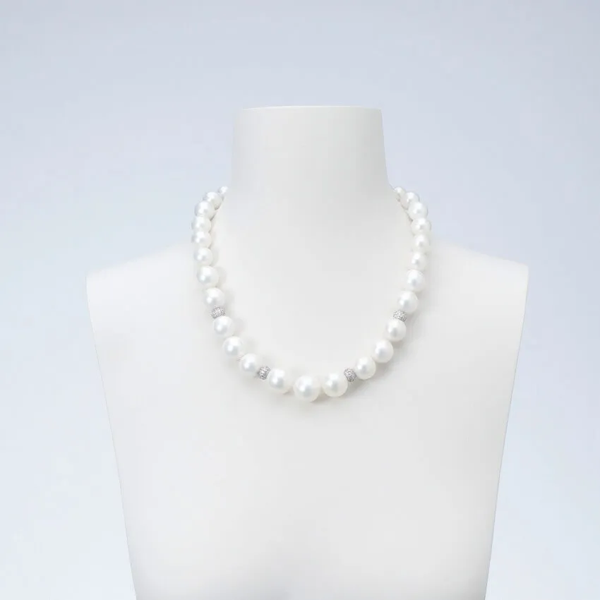 Chic Ad Hoc Collana Girocollo Perle Conchiglia Zirconi