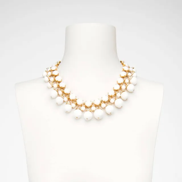 Chic Ad Hoc Collana girocollo bianco oro elegante
