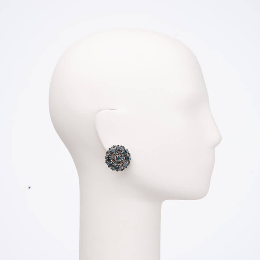 Chic Ad Hoc Orecchini clip cristalli blu