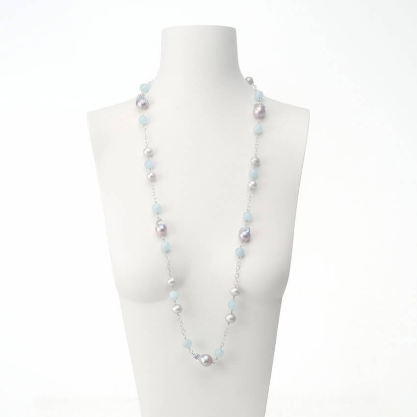 Chic Ad Hoc Collane collana lunga perle grigie acquamarina
