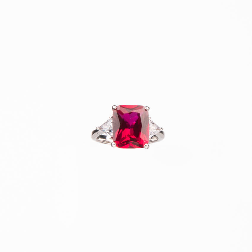 Chic Ad Hoc Anello argento pietra rettangolare rosso rubino