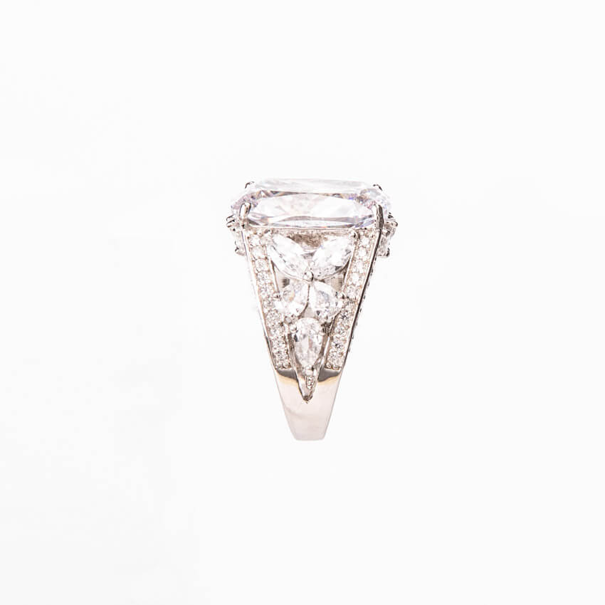 Chic Ad Hoc Anello Cocktail Smeraldo Marquise