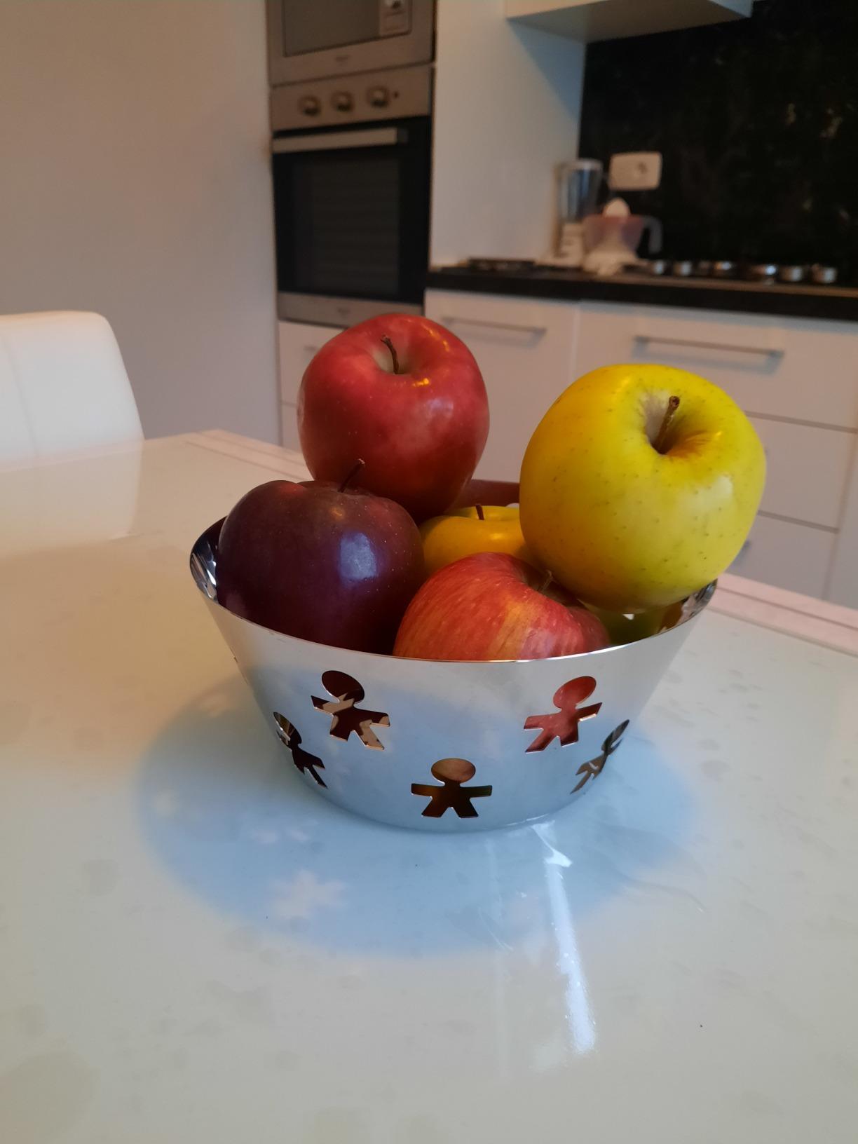 Alessi Girotondo AKK04 Cestino Acciaio Traforato 23 cm