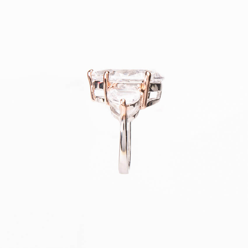 Chic Ad Hoc Anello solitario goccia oro rosa mezza luna