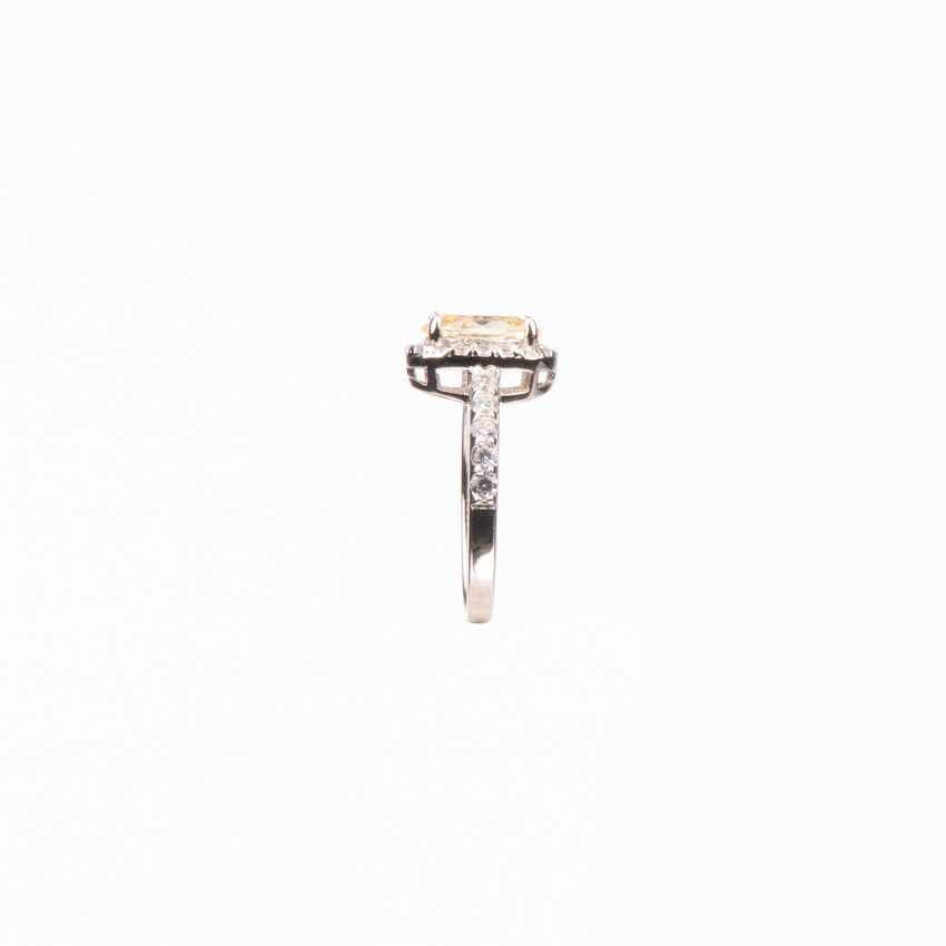 Chic Ad Hoc Anello pietra ovale giallo canary