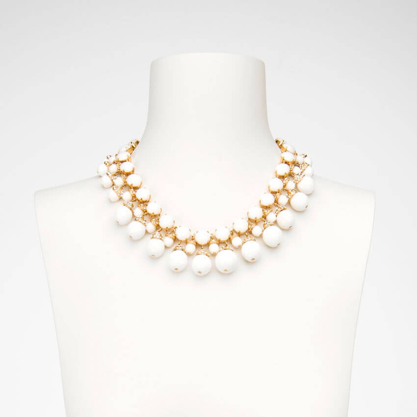 Chic Ad Hoc Collana girocollo bianco oro elegante
