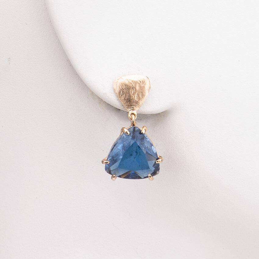 Chic Ad Hoc Orecchini a perno oro ciondolo pietra blu zaffiro