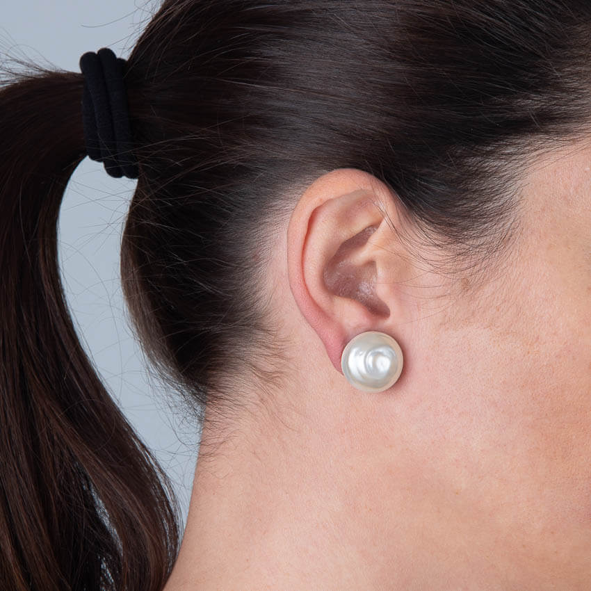 Chic Ad Hoc Orecchini a clip perla scaramazza