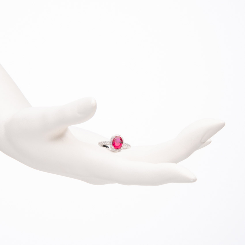 Chic Ad Hoc Anello Pietra Ovale Rosso Rubino