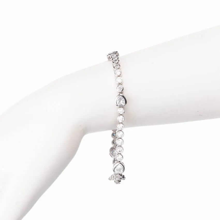 Chic Ad Hoc Bracciale tennis cuori argento zirconi