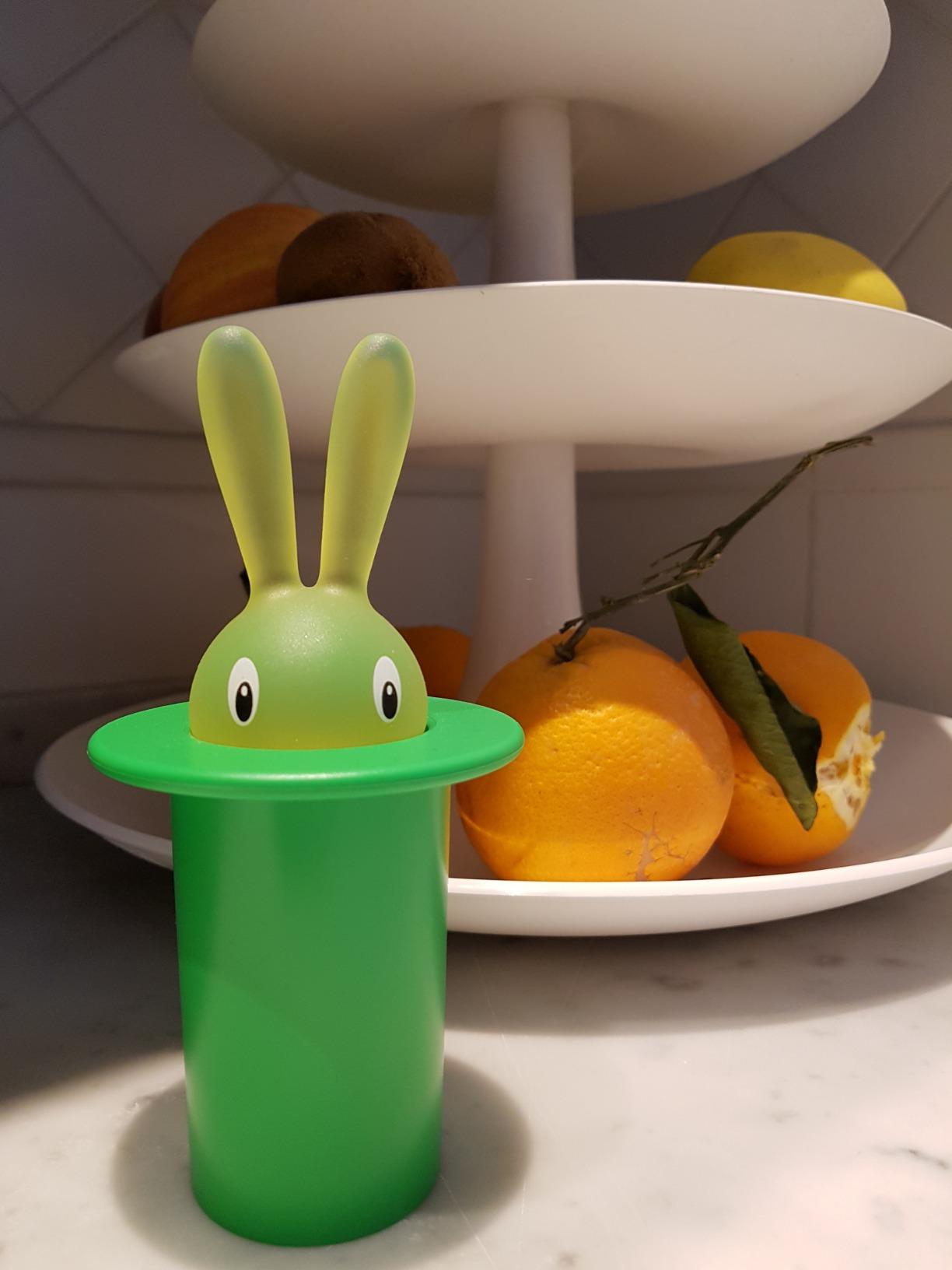 Alessi Magic Bunny ASG16 B Portastuzzicadenti Resina Nero 14 cm