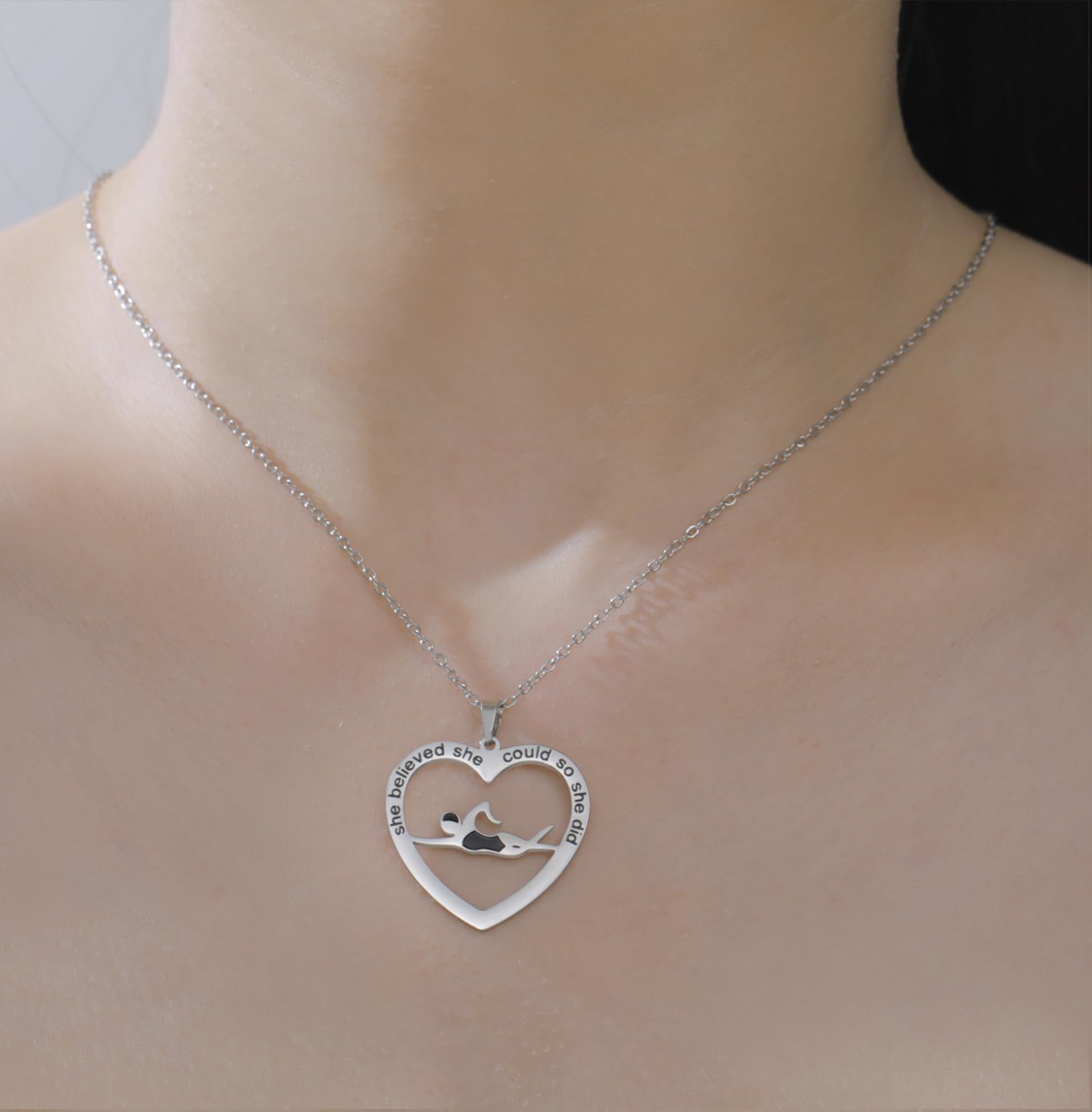 Eueavan collana cuore nuoto argento da donna