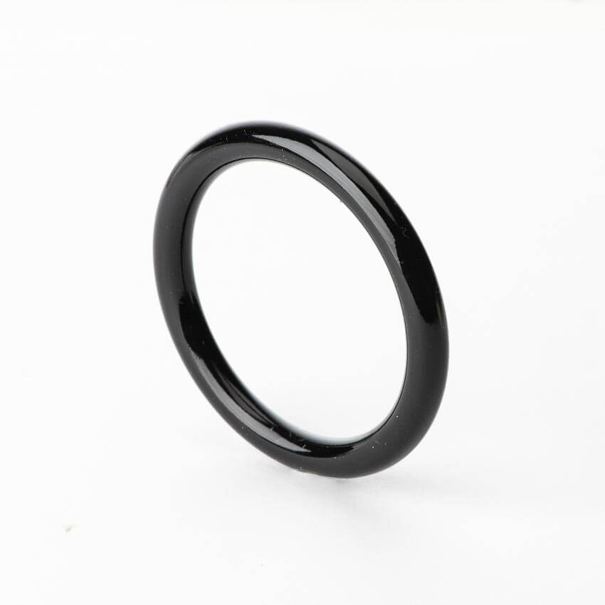Chic Ad Hoc Bracciale rigido sottile nero in resina