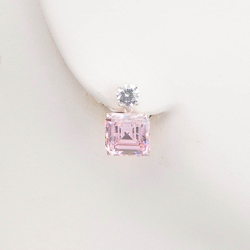 Chic Ad Hoc Orecchini Perno Punto Luce Zircone Rosa Carrè