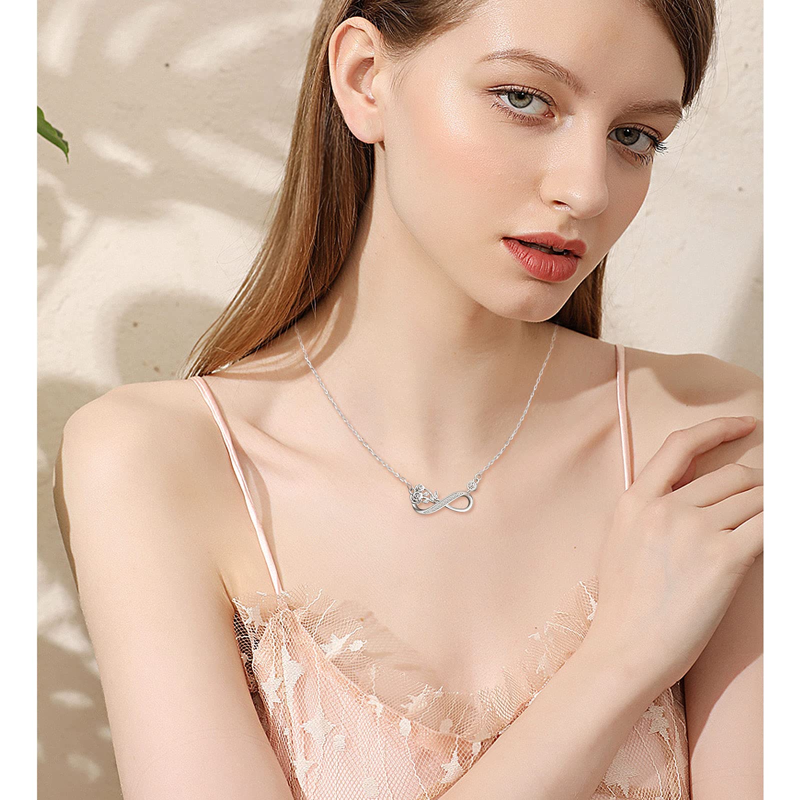 INFINIONLY Fashion Necklaces collana C argento fiore zircone