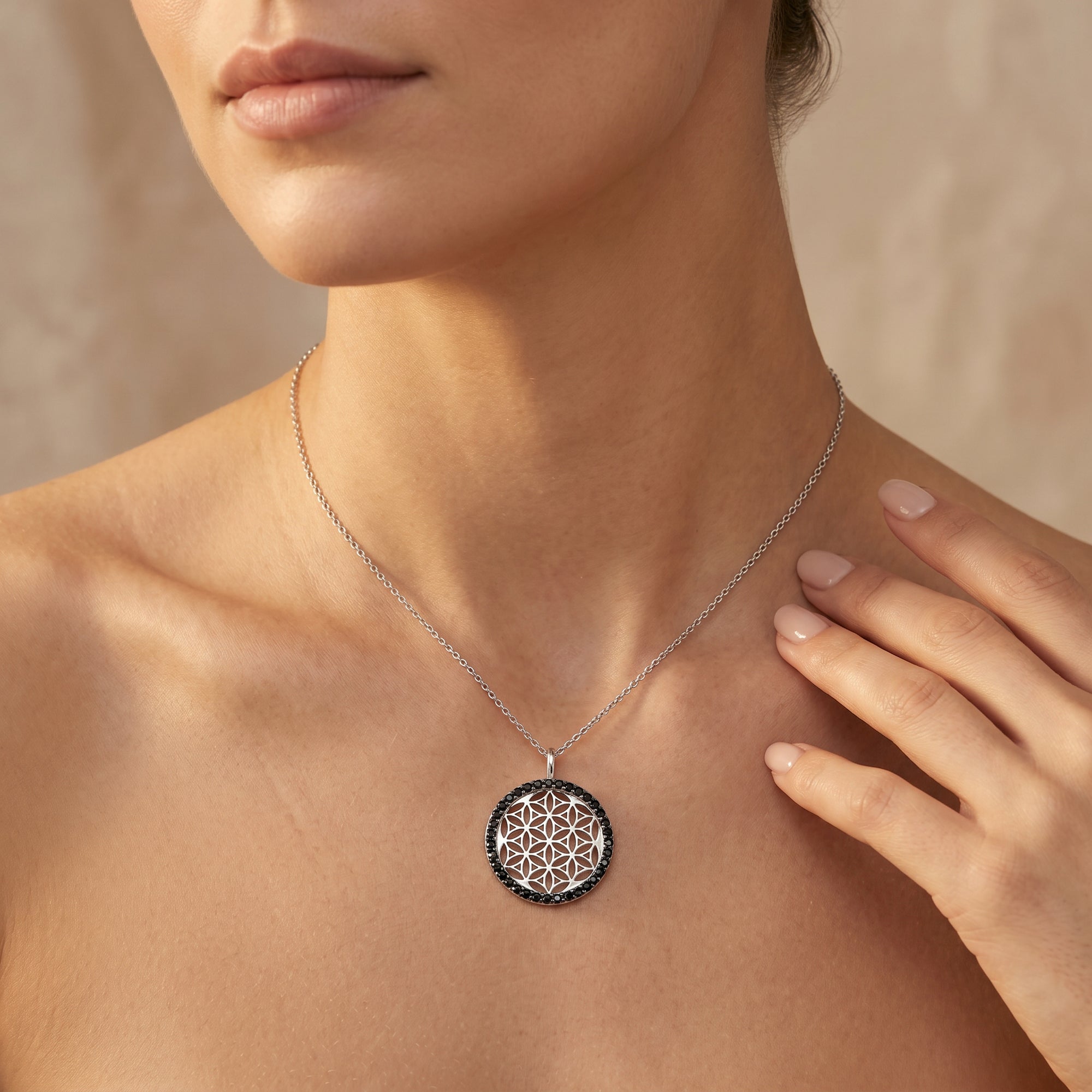 Engelsrufer Anhänger Lebensblume Ciondolo Argento 925 Zirconia Nera