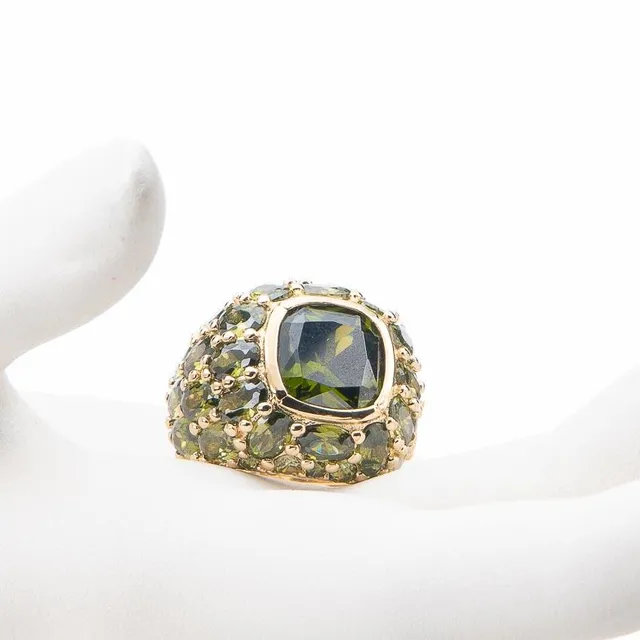 Chic Ad Hoc Anello fascia bombata argento oro zirconi verdi