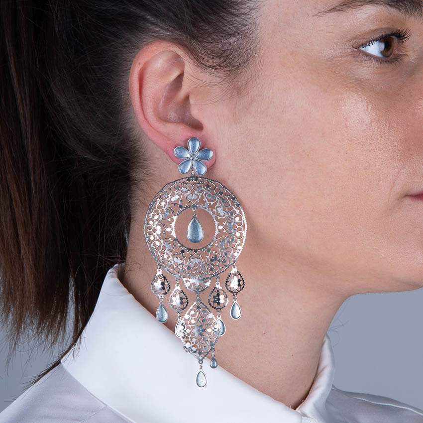 Chic Ad Hoc Orecchini pendenti chandelier azzurro argento