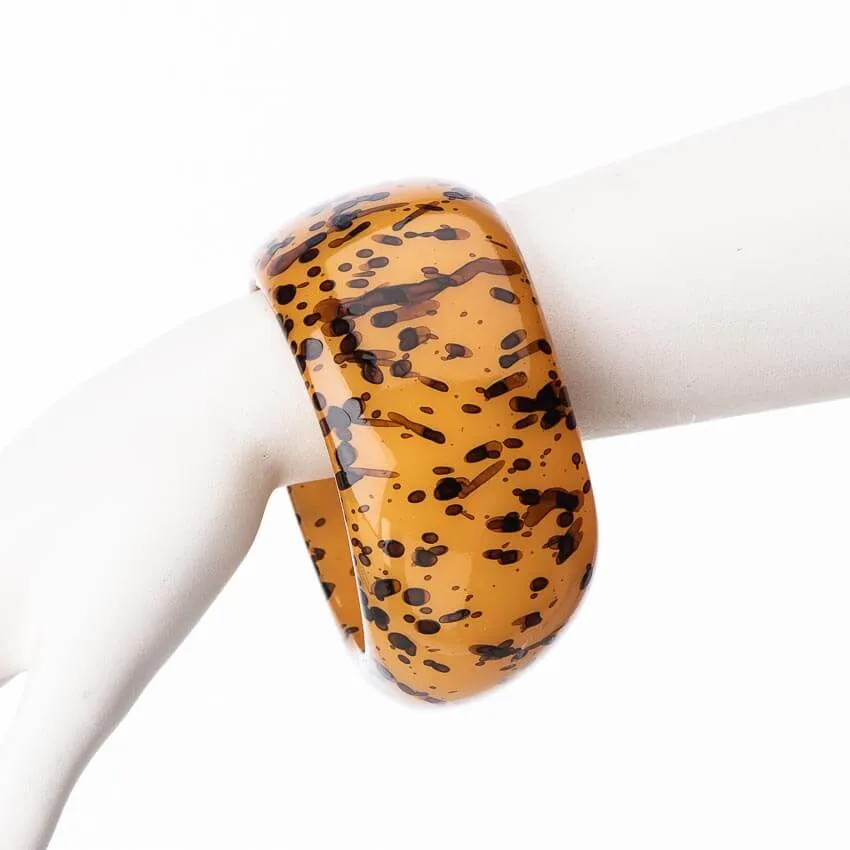 Chic Ad Hoc Bracciale rigido resina marrone animalier