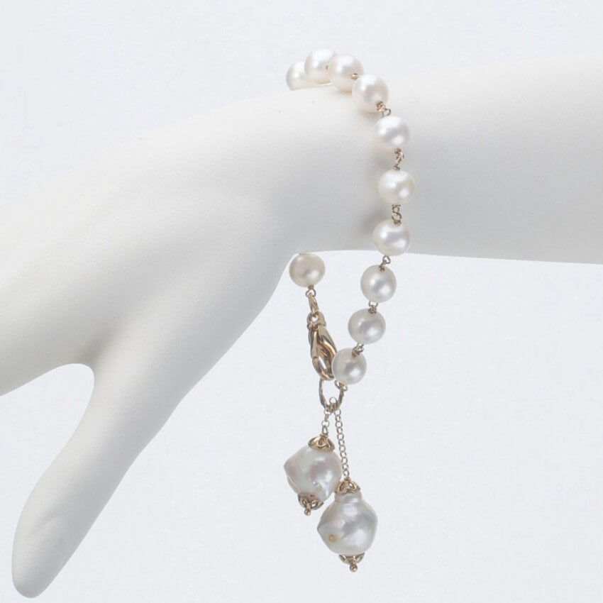 Chic Ad Hoc Bracciali Bracciale di Perle con Charms