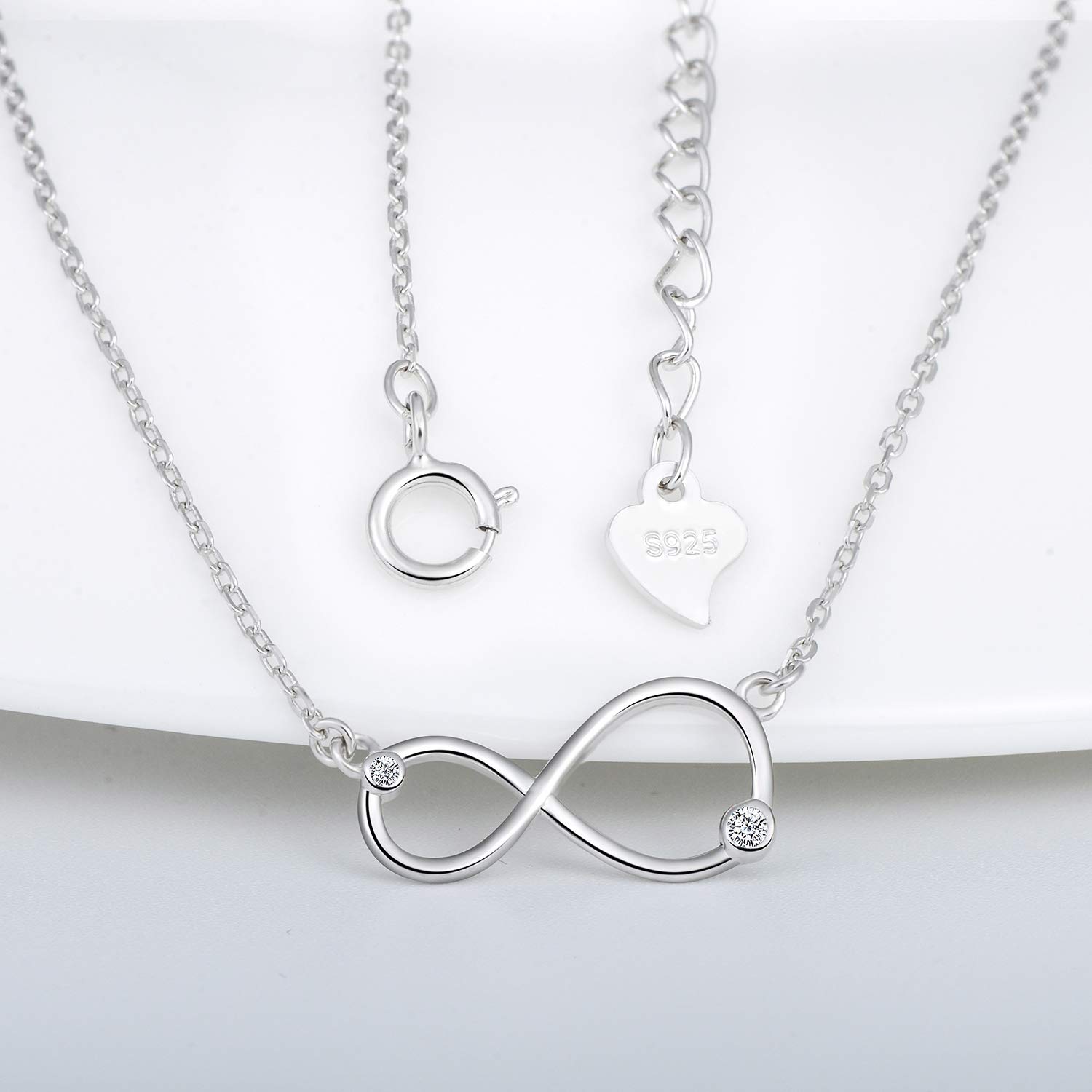 INFINIONLY Collana Infinito Mini Argento 925 con Zirconi Donna