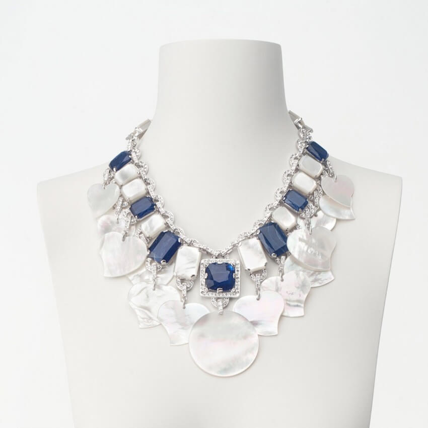 Chic Ad Hoc Collana Girocollo Madreperla e Vetro Blu