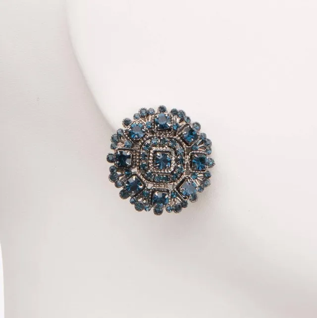 Chic Ad Hoc Orecchini clip cristalli blu