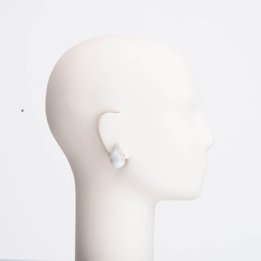 Chic Ad Hoc Orecchini clip goccia cristallo grigio