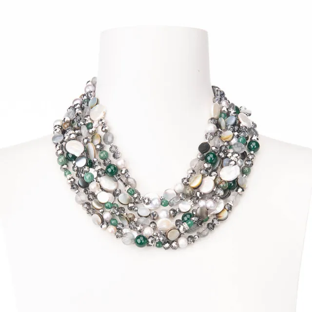 Chic Ad Hoc Collana multifili perle pietre verde grigio