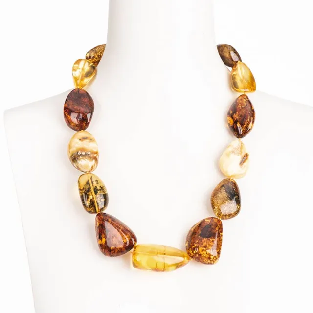 Chic Ad Hoc Collana in ambra baltica