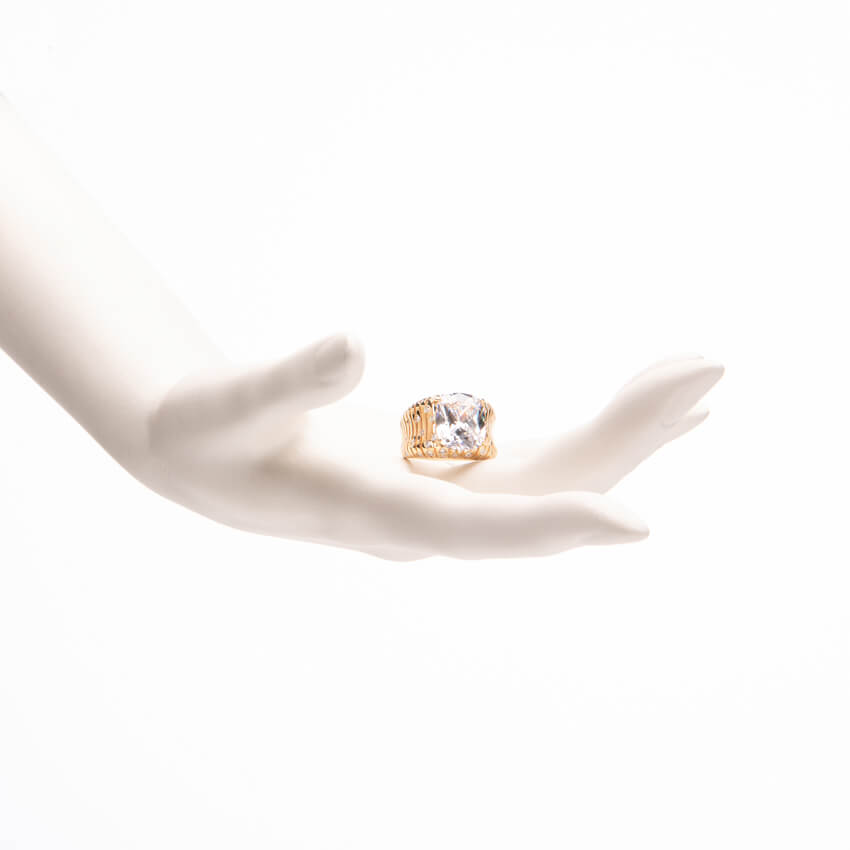 Chic Ad Hoc Anello a fascia pietra centrale crystal