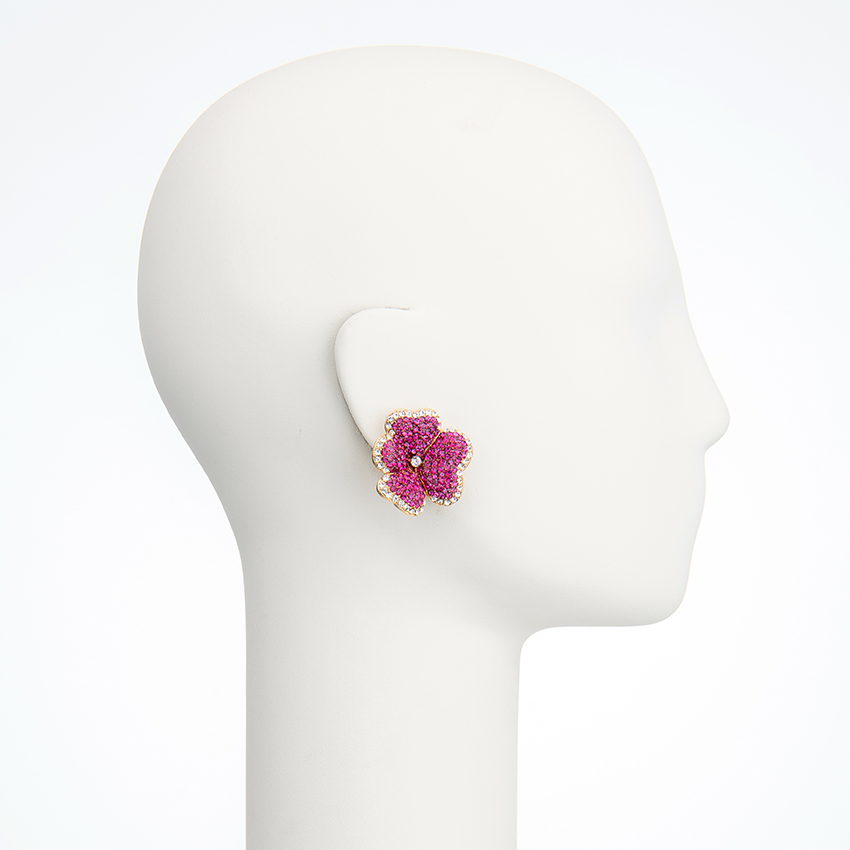 Chic Ad Hoc Orecchini a Clip Primula Fuxia Fiore
