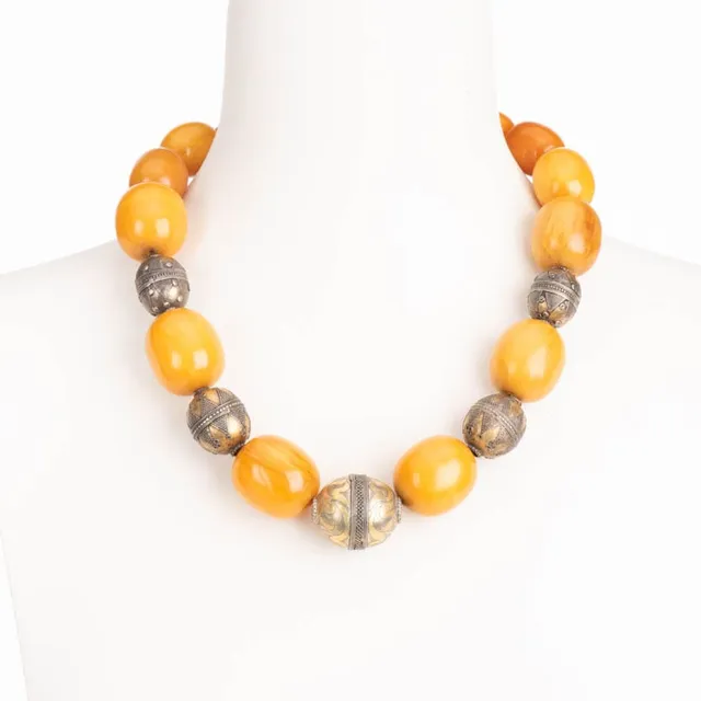 Chic Ad Hoc Collana girocollo ambra africana bronzo