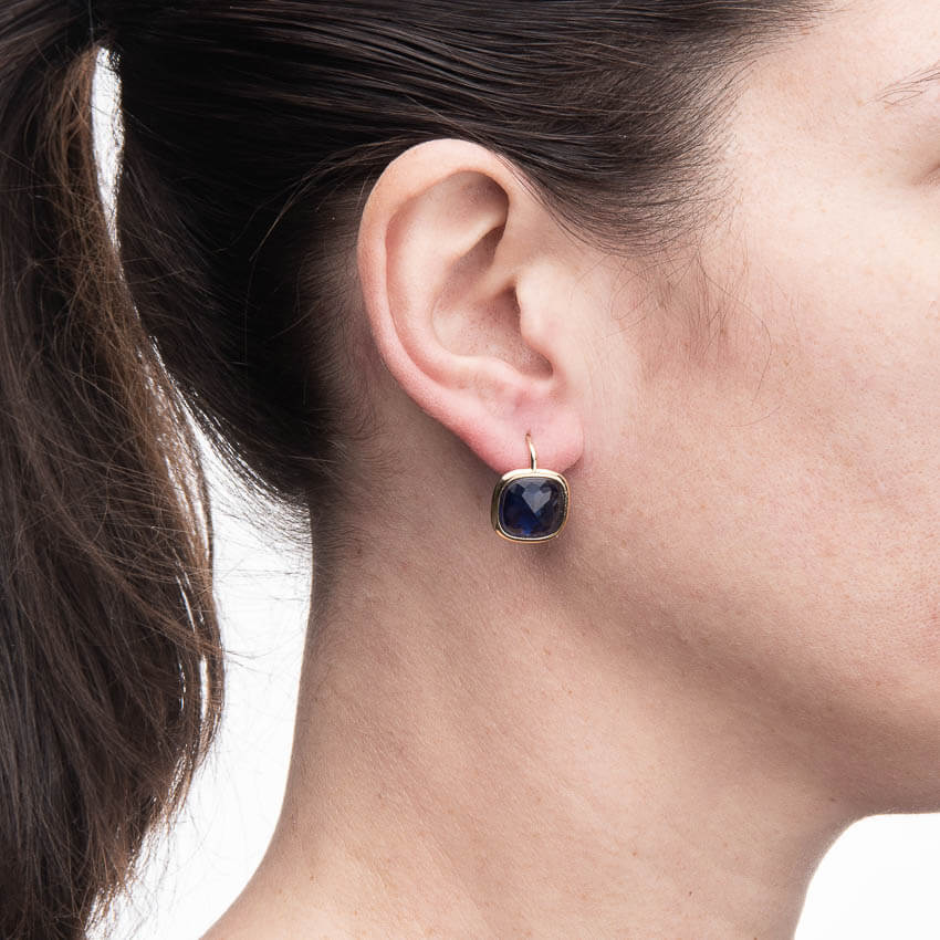 Chic Ad Hoc Orecchini monachella pietra blu