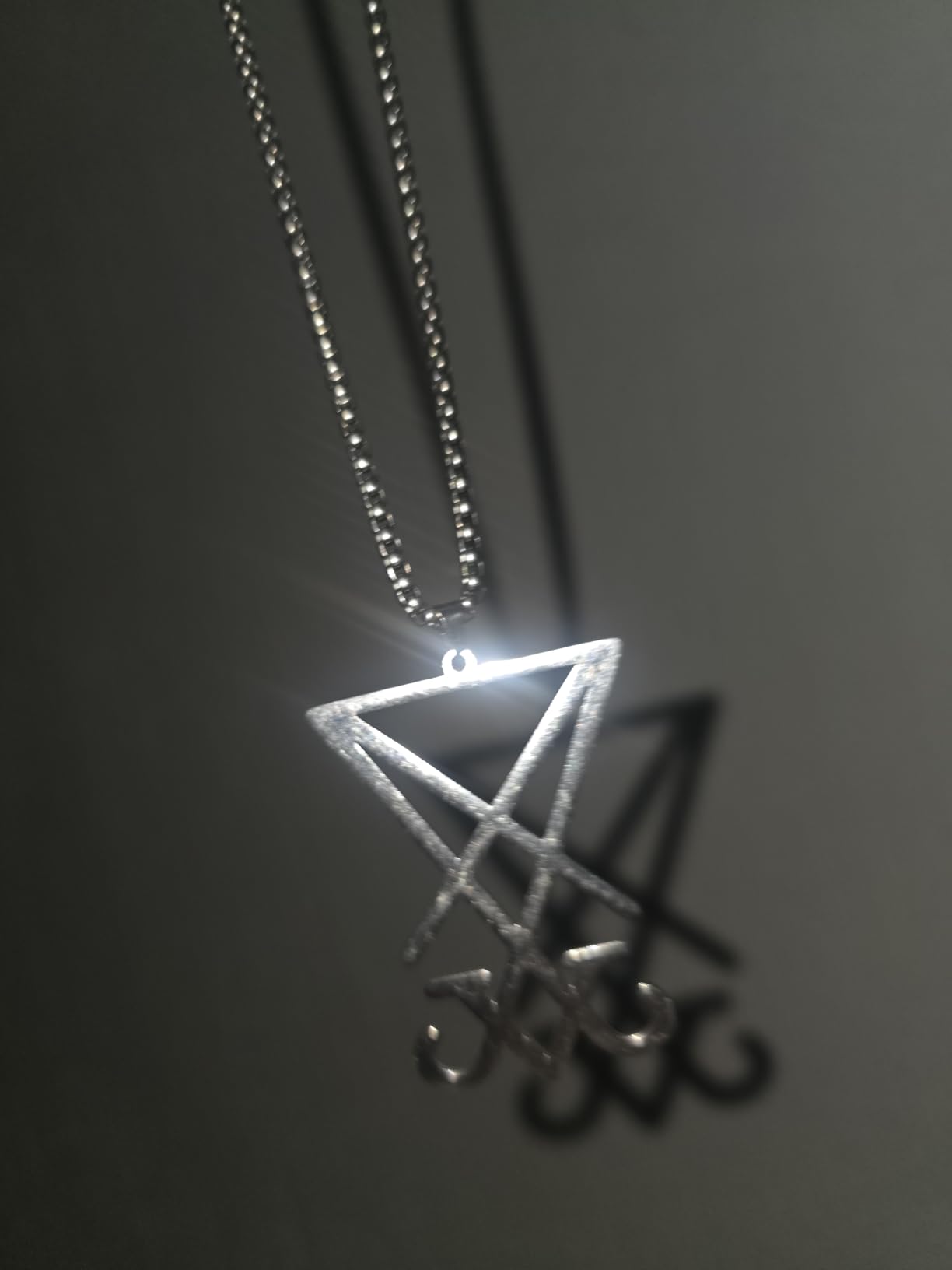 Eueavan Necklaces Collana Sigillo Lucifero Acciaio Argento
