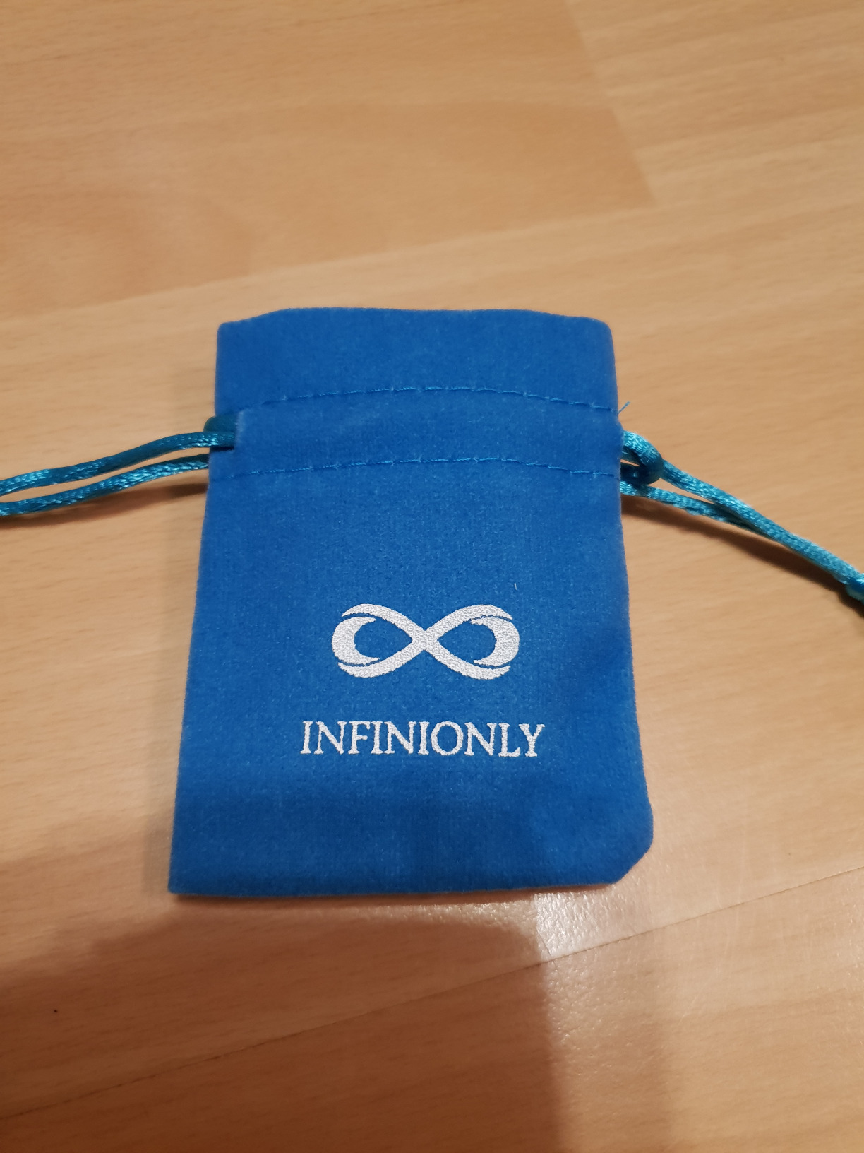 Infinionly parure A collana bracciale orecchini argento