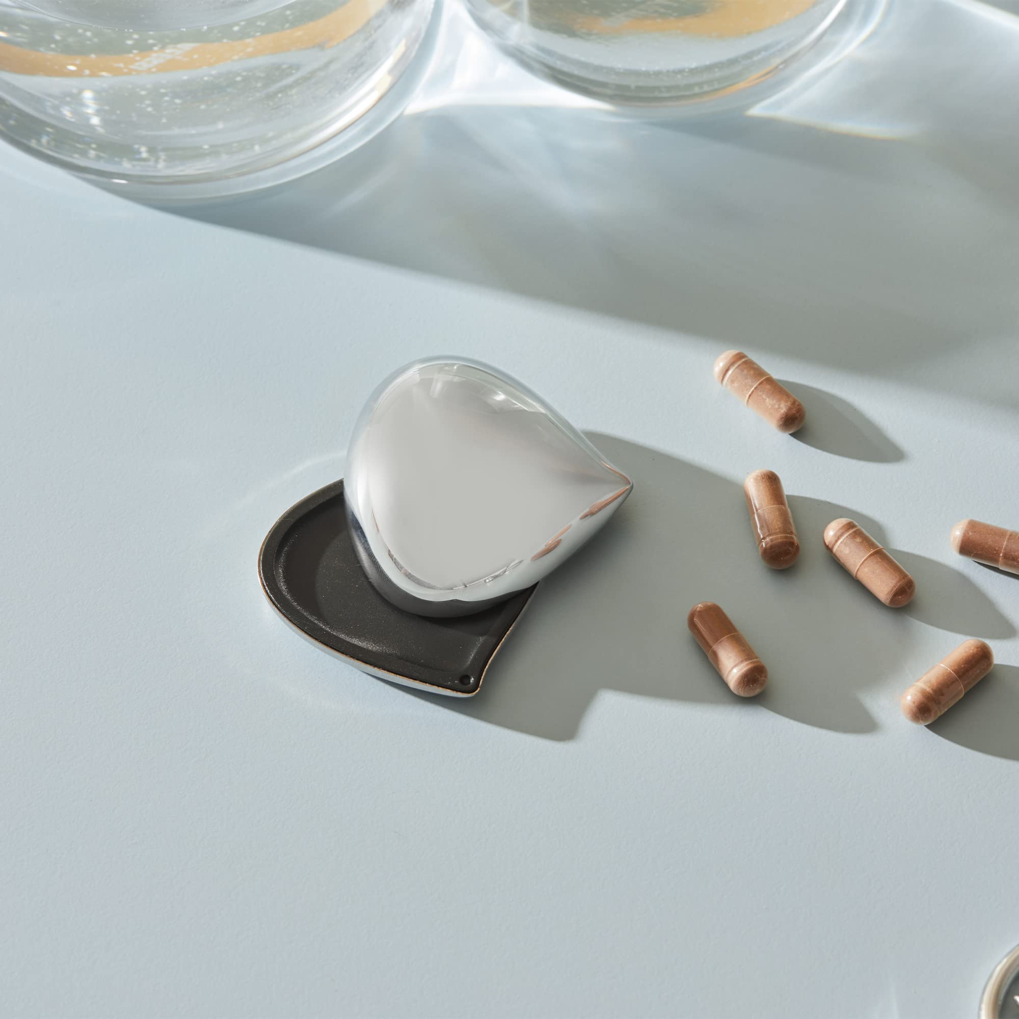 Alessi CHB01 Chestnut portapillole acciaio lucido