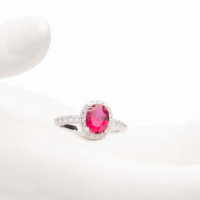 Chic Ad Hoc Anello Pietra Ovale Rosso Rubino
