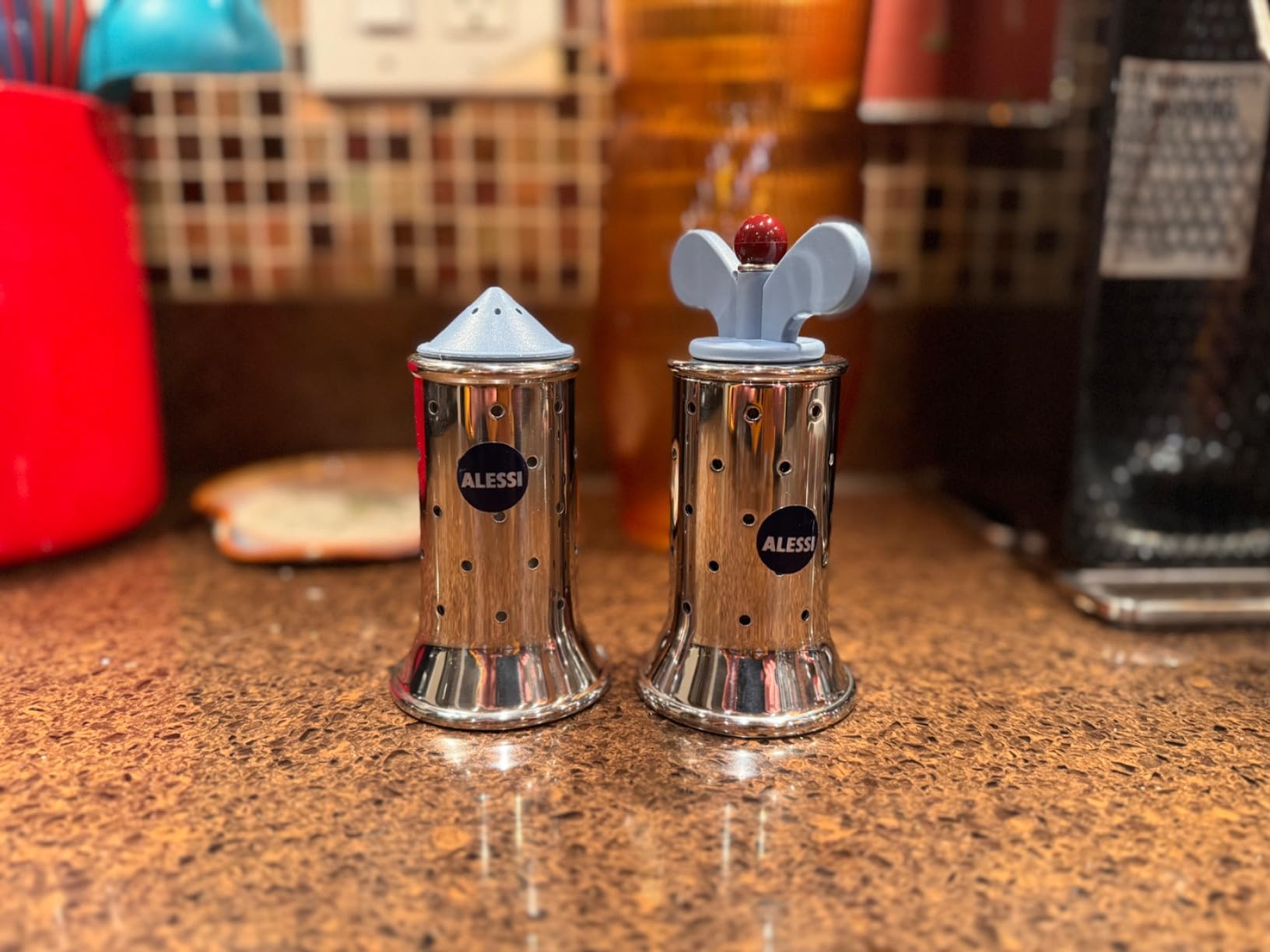 Alessi 9098 macinapepe azzurro acciaio resina 13,2 cm Graves