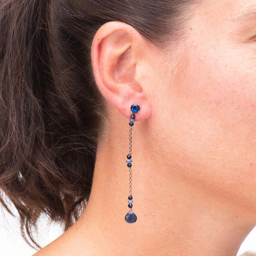 Chic Ad Hoc Orecchini perno argento pietre blu zaffiro