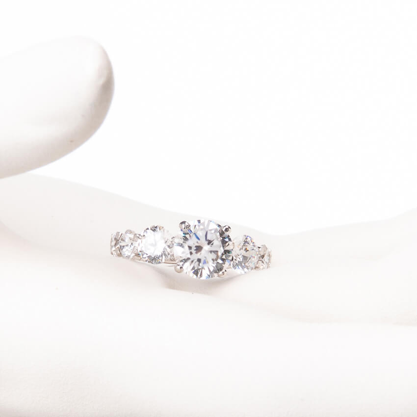 Chic Ad Hoc Anelli Anello solitario argento zirconi
