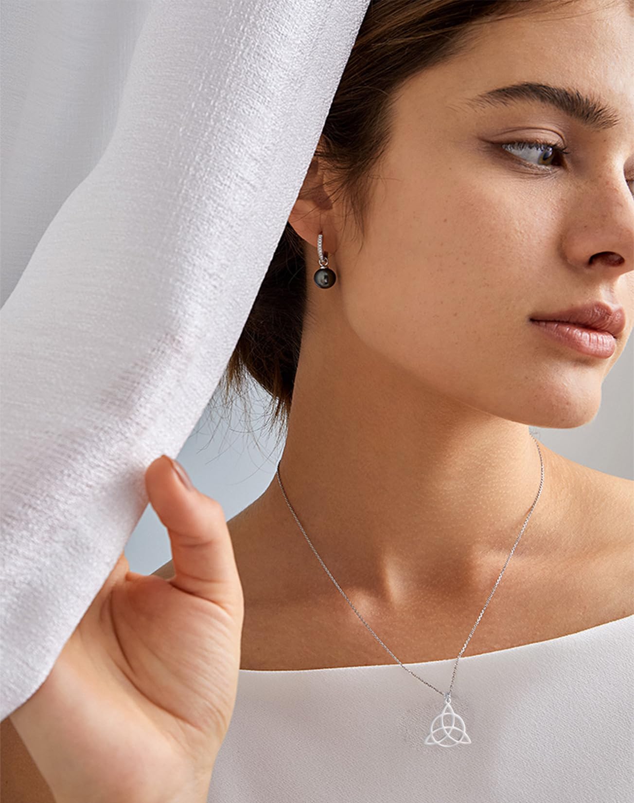 Eueavan Necklaces Collana Vichinga Runa Acciaio Triangolo