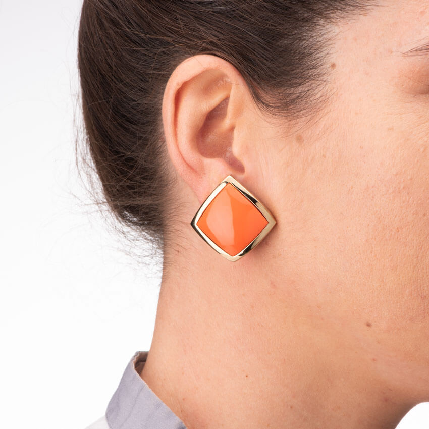 Chic Ad Hoc Orecchini clip geometrici corallo oro