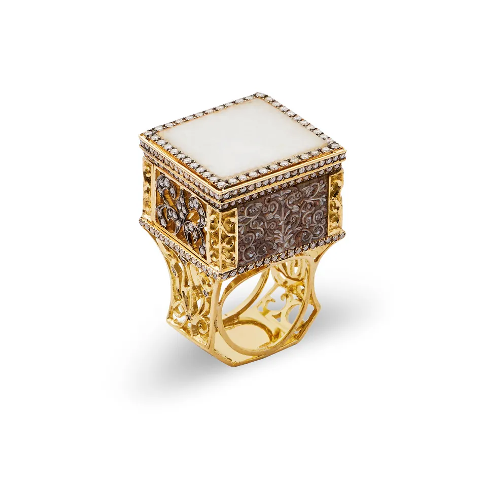 Le Sibille Ara Pacis Anello oro diamanti marmo