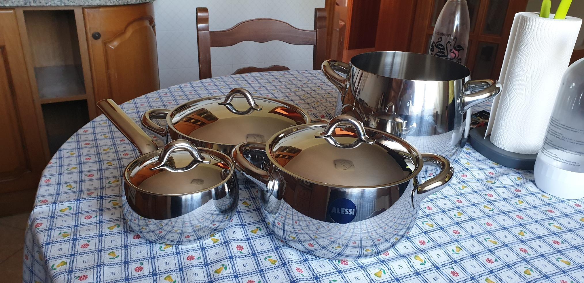 Alessi Mami SG100S7 set pentole acciaio 24 cm argento