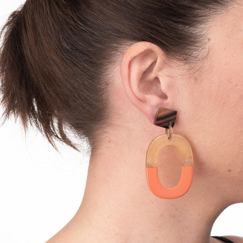 Chic Ad Hoc Orecchini corno e smalto arancione